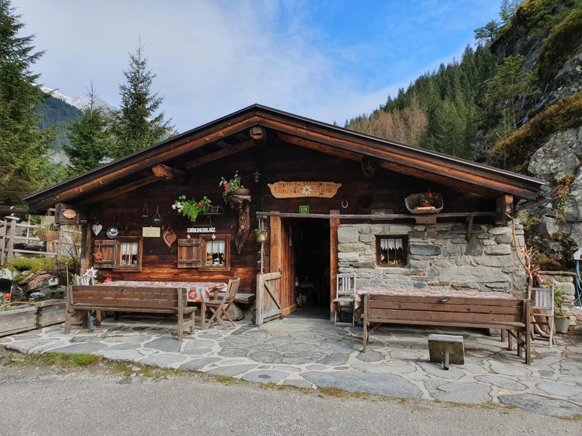 Hotel Gasthaus Schwarzenstein Ginzling Buitenkant foto